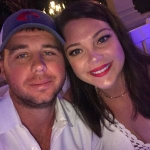 Meet your Posher, Casey